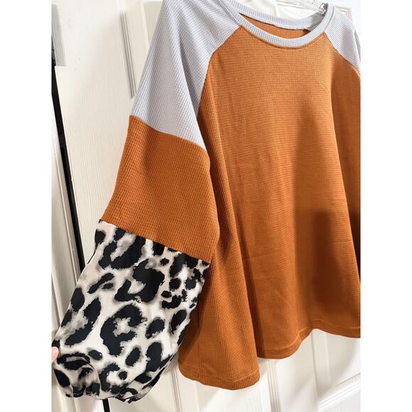 Rust Orange/Grey with Animal Print Blouse - SHEIN Size 3XL - Picture 2 of 4
